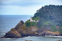 2019-07-17-Newport-Bandon-02-Lighthouse-at-Seal-Cove