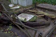 2022-06-28-London-21-Highgate-Cemetery